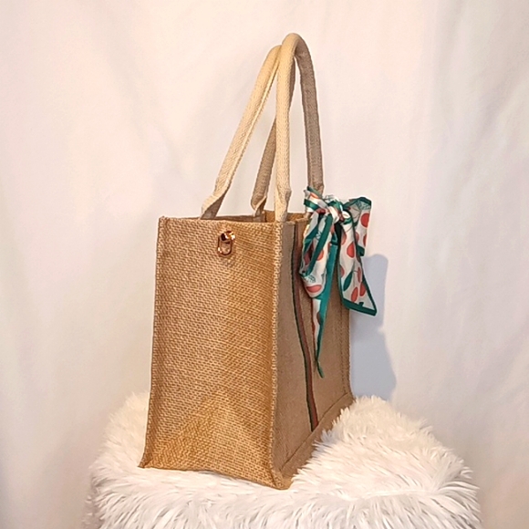 Woven Khaki Fashion Tote  💚❤️💚 - Picture 9 of 17